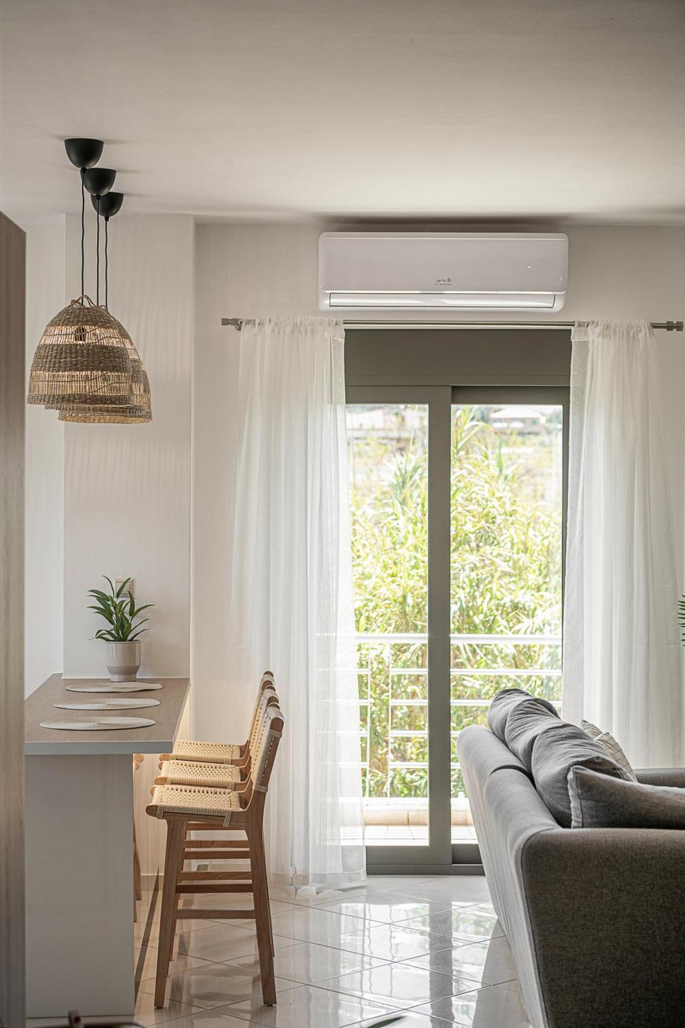 Sol Luxury Apartment - Close To The Beach With A Private Mini Pool Chania  Exterior photo